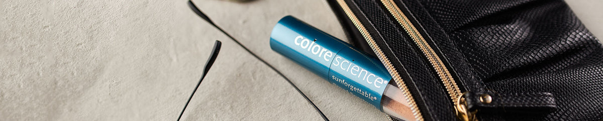 4 Reasons Why You Should Be Applying Sunscreen with a Brush