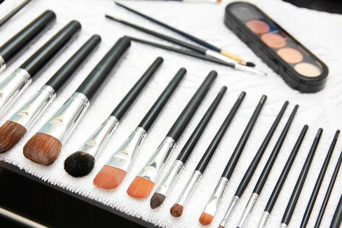 How to Clean and Maintain Your Makeup Brushes