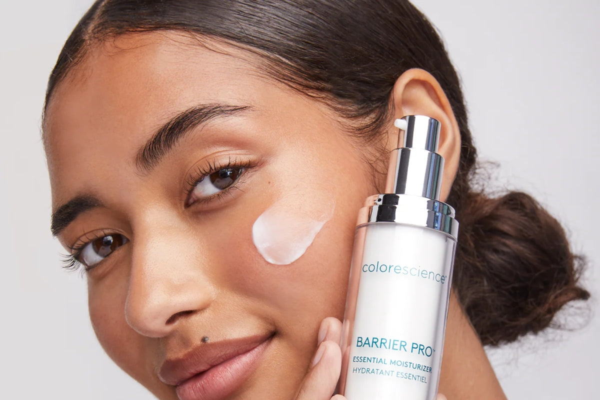The Best Moisturizer for a Damaged Skin Barrier: Ingredients to Look For