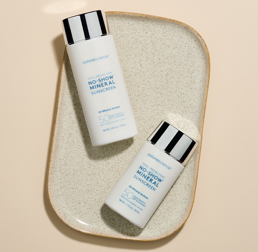 completely sheer, white cast-free SPF for face Total Protection® No-Show™ Mineral Sunscreen SPF 50